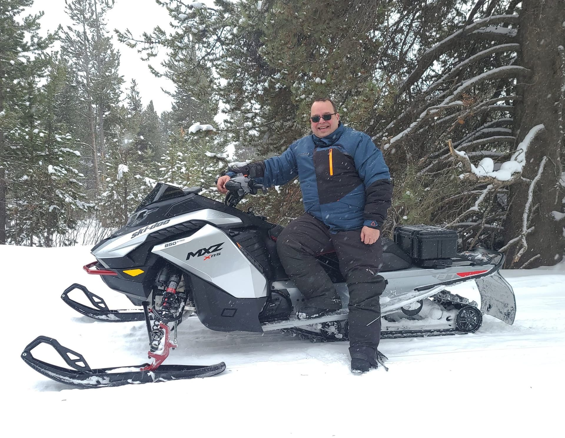 Review of the Tobe Iter V2 Bib Pants and Hoback Coat