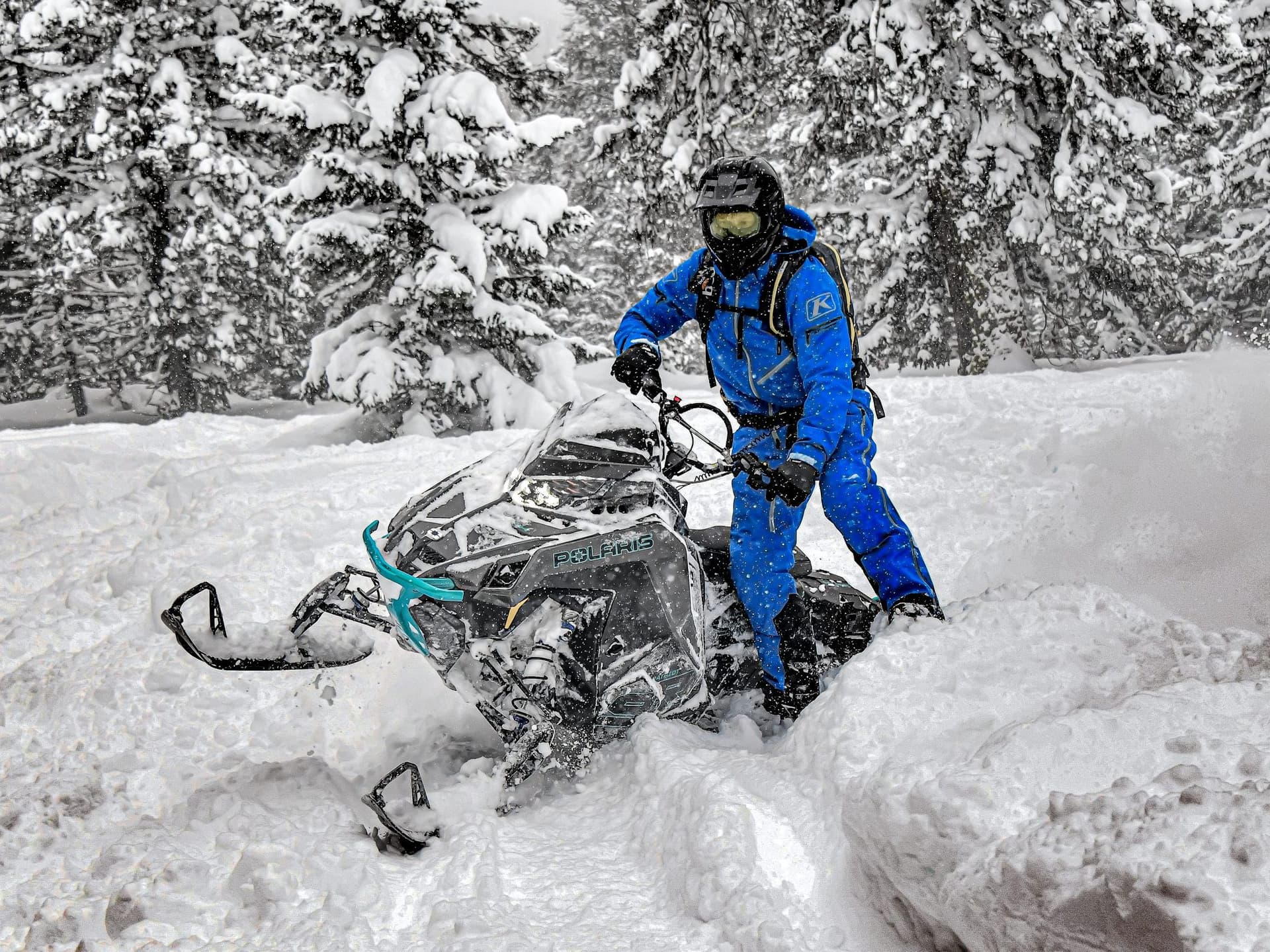 Showdown: Polaris Pro RMK Slash 155 3.25 vs. Khaos 2024