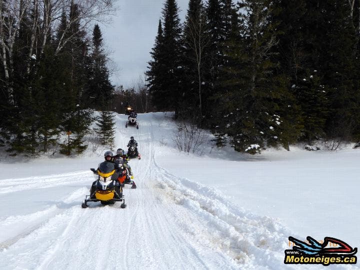 Snowmobiling in Baie-James region on trail circuit – part II
