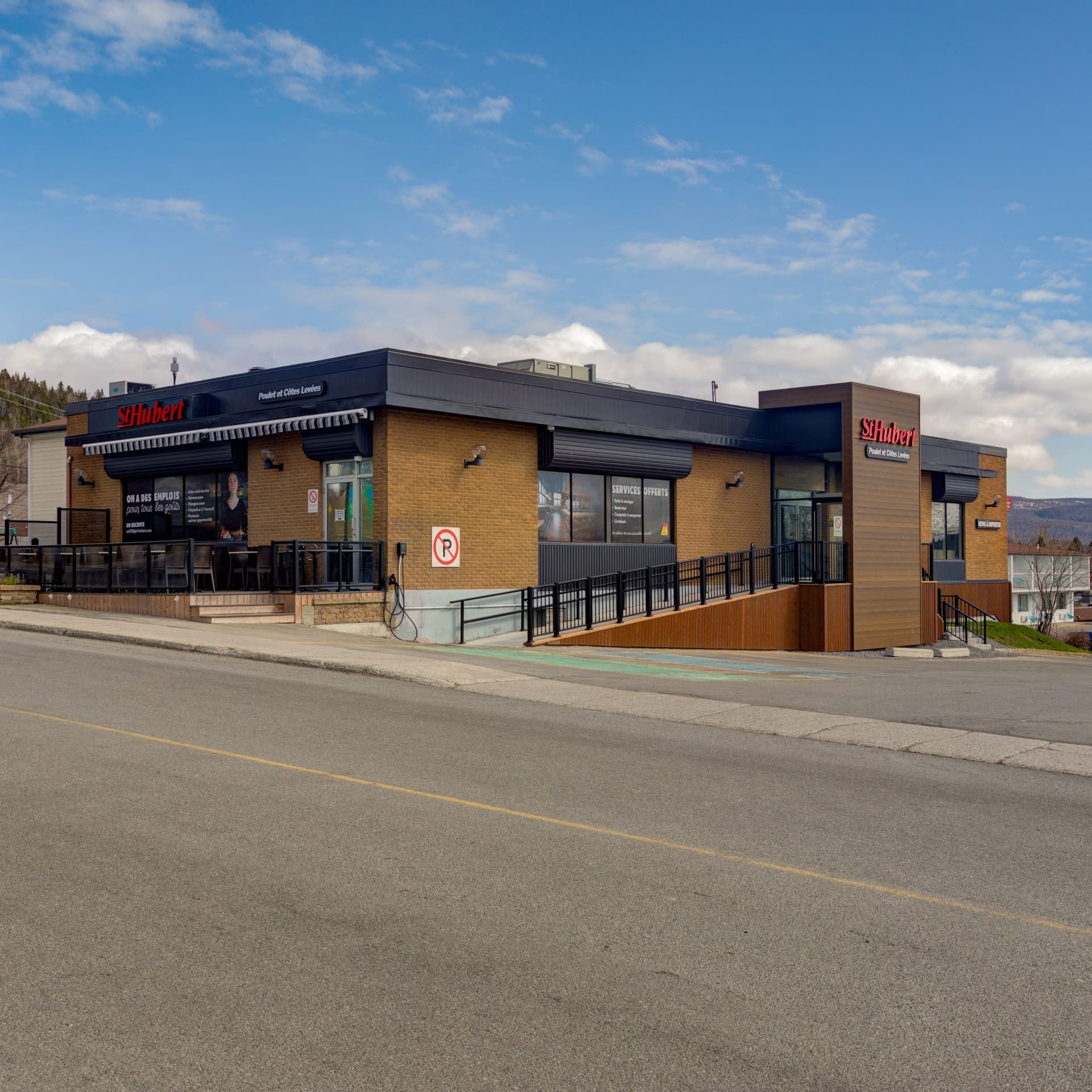 Restaurant St-Hubert – Gaspé
