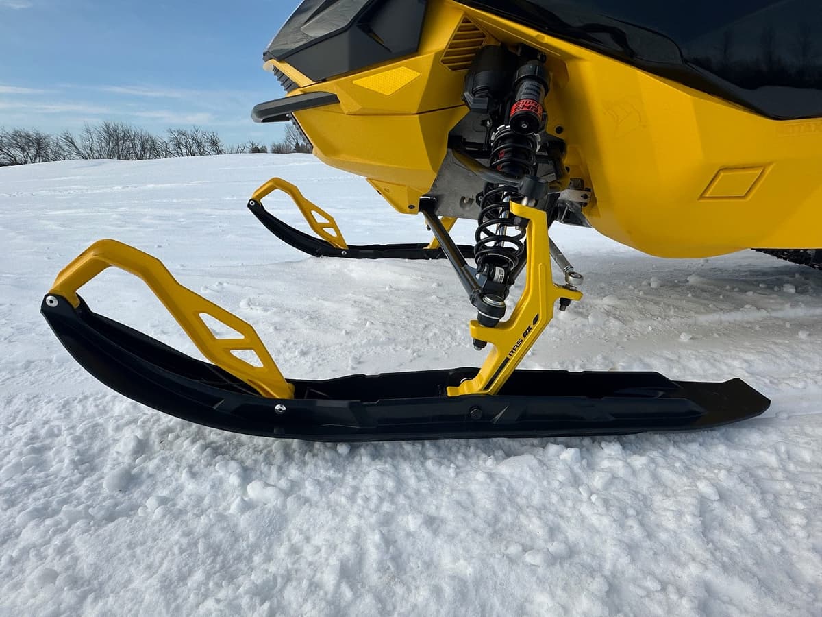 Pilot RX skis