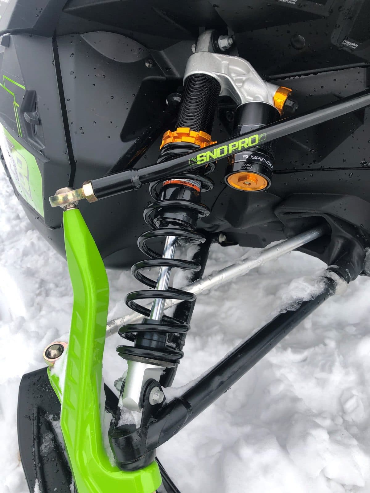 AC5S Shocks on the M 858 Alpha One Sno Pro