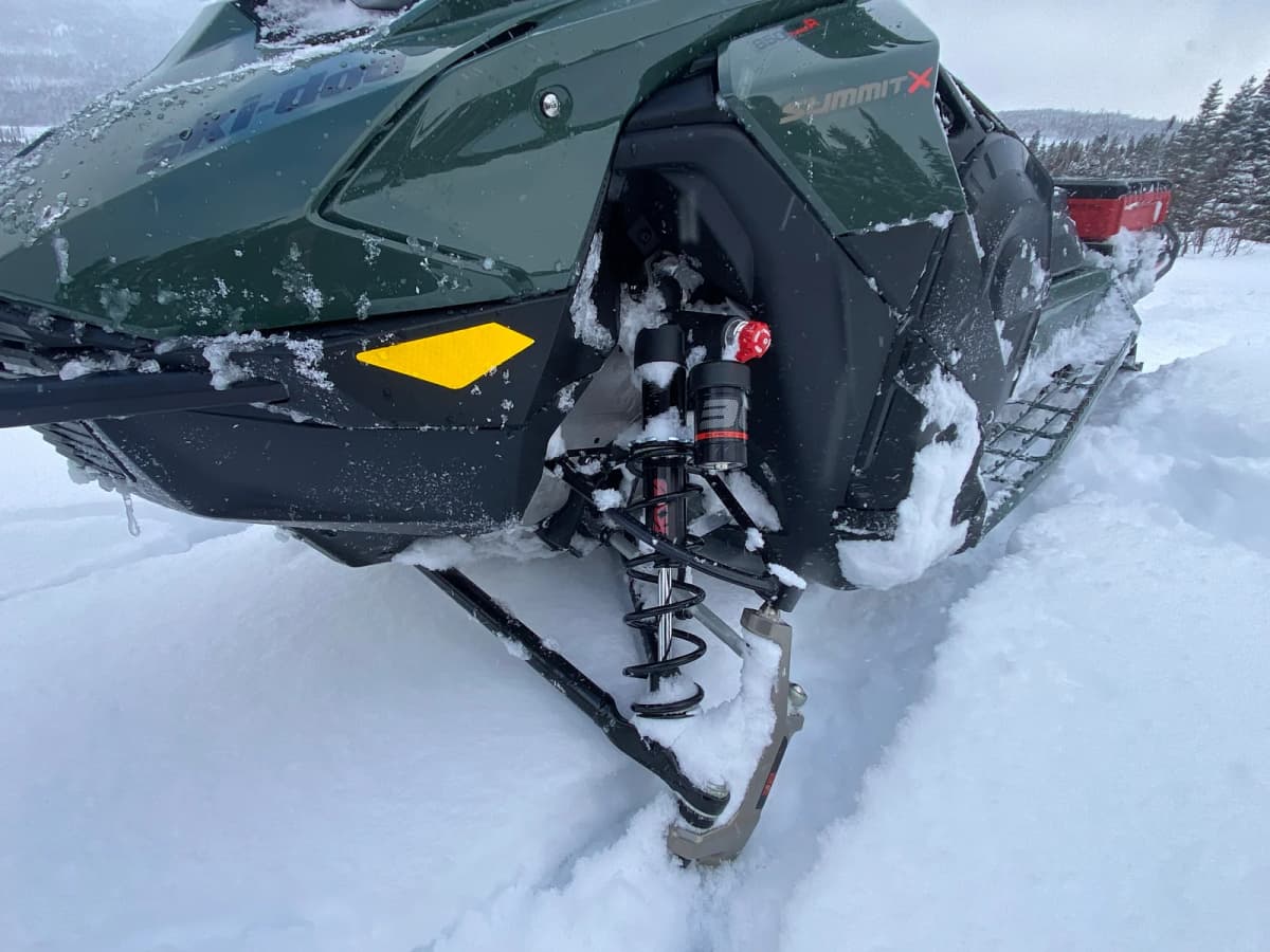 Ski-Doo Summit X 2026 with Expert package