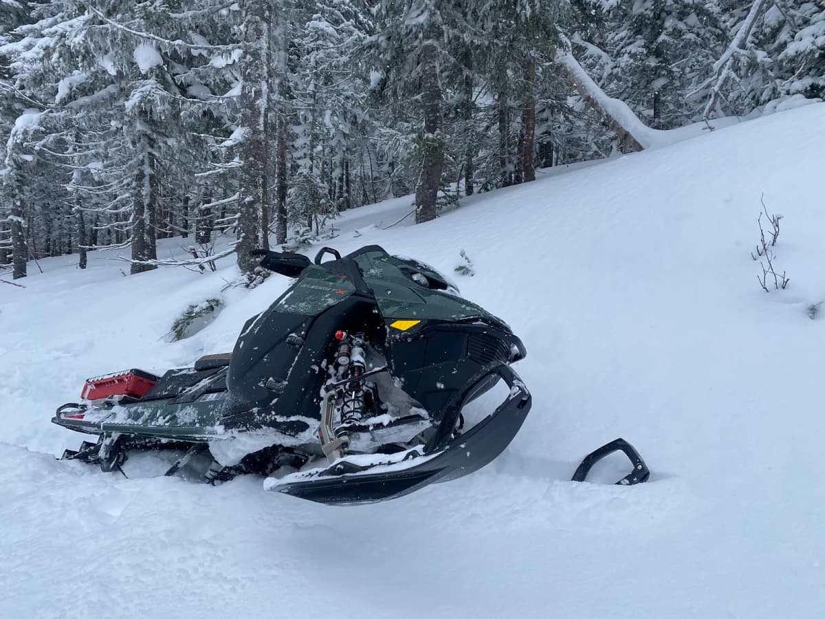 Ski-Doo Summit X 2026 with Expert package