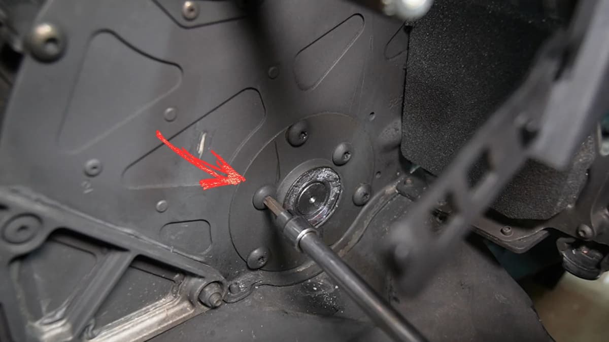 Driveshaft retaining plate Torx bolts