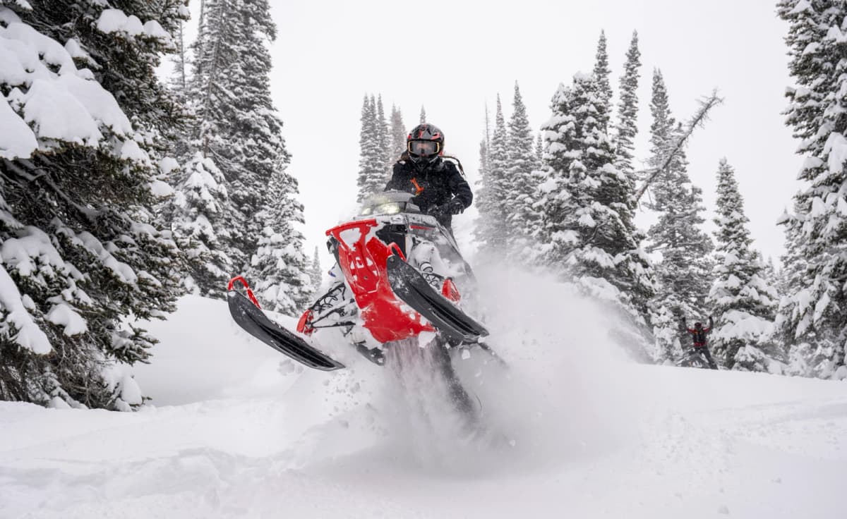 Polaris snowmobiles 2027