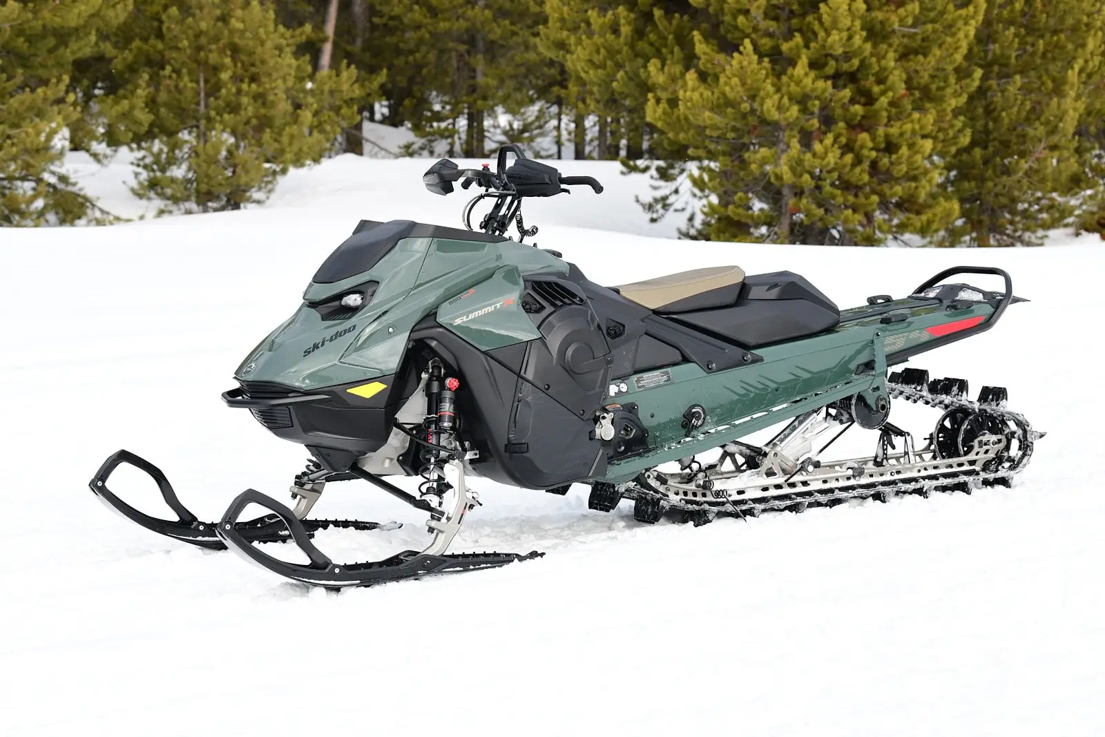 Ski-Doo 2026 Summit X with Expert Package: Precision Engineered for Peak Performance