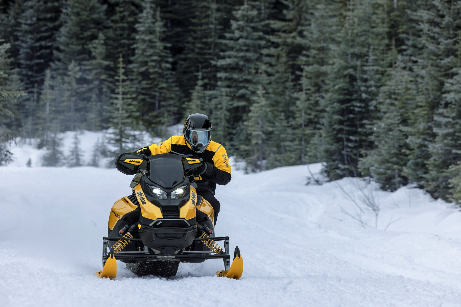 Ski-Doo Renegade X-RS 900 ACE Turbo R 2027